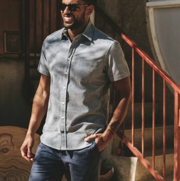 Taylor Stitch The California Short Sleeve In Slate Corduroy 40